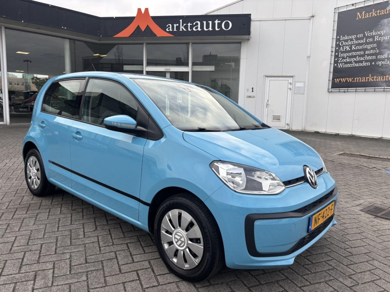 Volkswagen Up! - 1.0 BMT move up! Airco Bluetooth - AutoWereld.nl