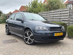 Opel Astra - 1.6 Njoy airco trekhaak stoere uitvoering benzine