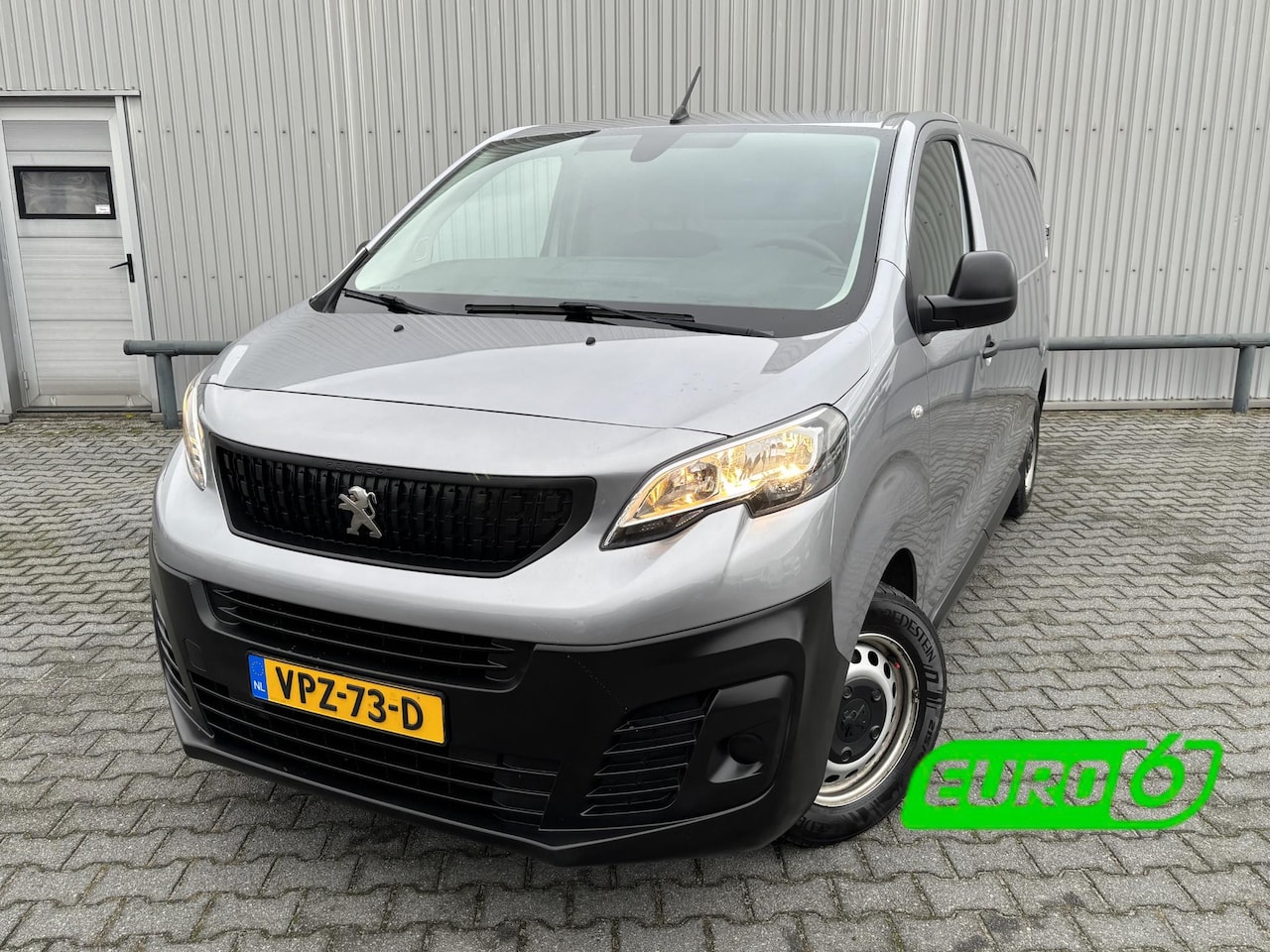 Peugeot Expert - 2.0 BlueHDI 145 Standard Premium*A/C*CRUISE*NAVI* - AutoWereld.nl