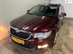 Skoda Superb Combi - 1.8 TSI Comfort Business Line DSG/Qlima/