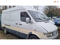 Mercedes-Benz Sprinter - 208D 312D 1999 MANUEEL LANG HOOG GERMANY CAR