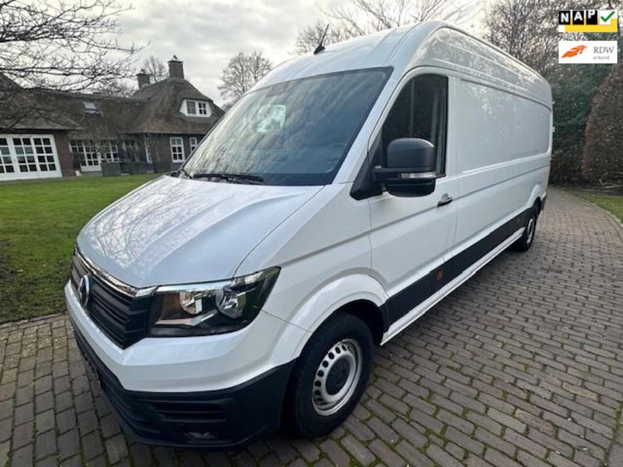 Volkswagen Crafter - 35 2.0 TDI L4H3 Highline 35 2.0 TDI L4H3 Highline - AutoWereld.nl