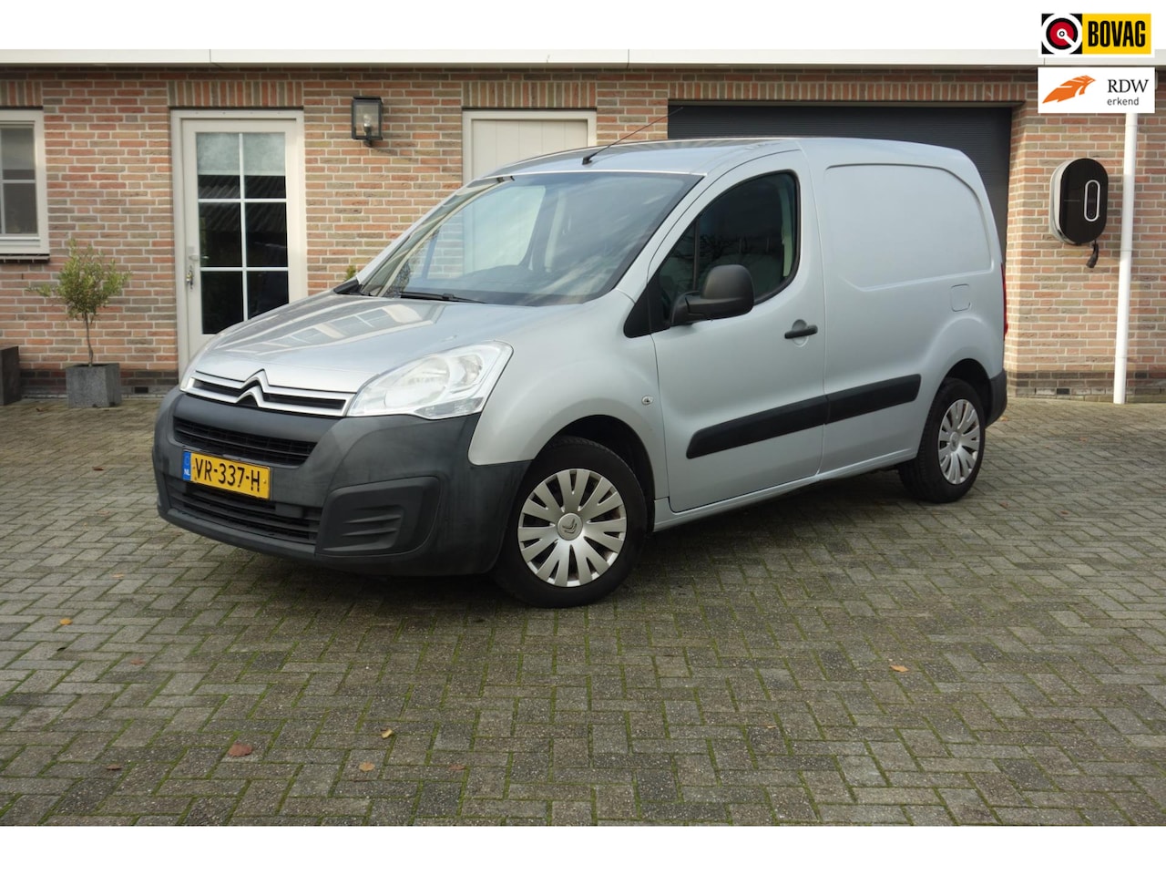 Citroën Berlingo - 1.6 HDI 3 persoons nw.APK - AutoWereld.nl