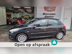 Peugeot 206 - 1.4 Sportium