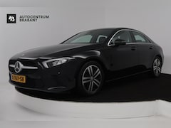 Mercedes-Benz A-klasse - 180 Business Solution Luxury (SFEERVERLICHTING, STOELVERWARMING, CAMERA, CRUISE CONTROL, S