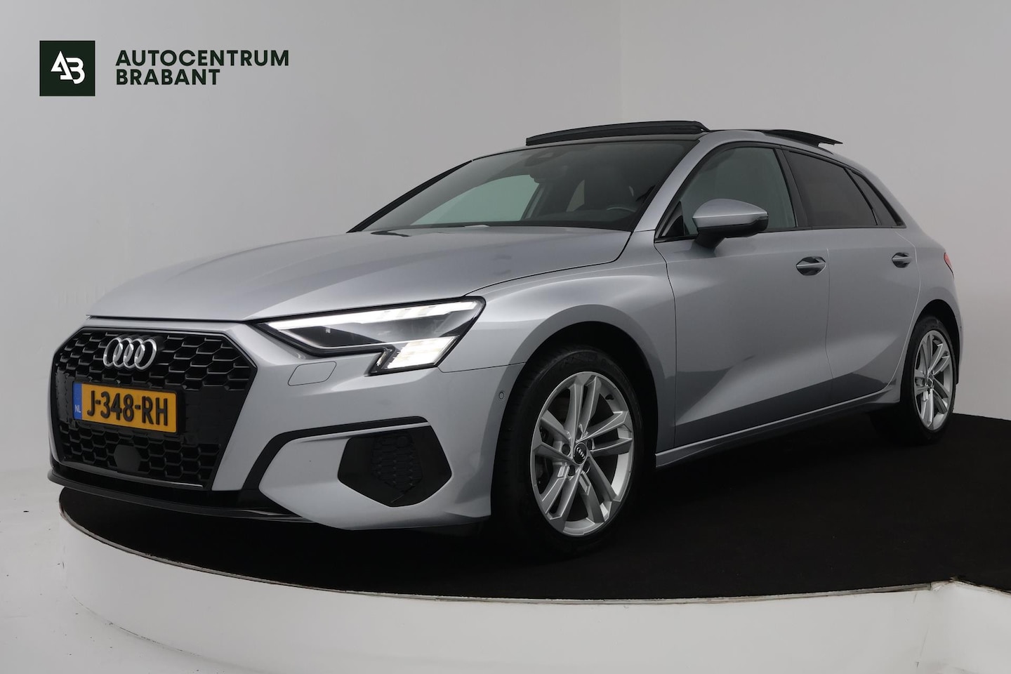 Audi A3 Sportback - 35 TFSI Business edition (PANORAMADAK, ELEKTR STOELEN, SFEERVERLICHTING, STOELVERWARMING, - AutoWereld.nl