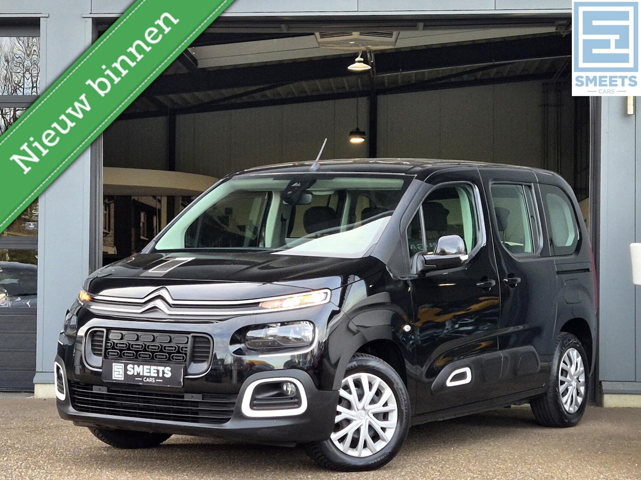 Citroën Berlingo - 1.2T Live 110PK |Navi|Airco|Cruise|Carplay - AutoWereld.nl