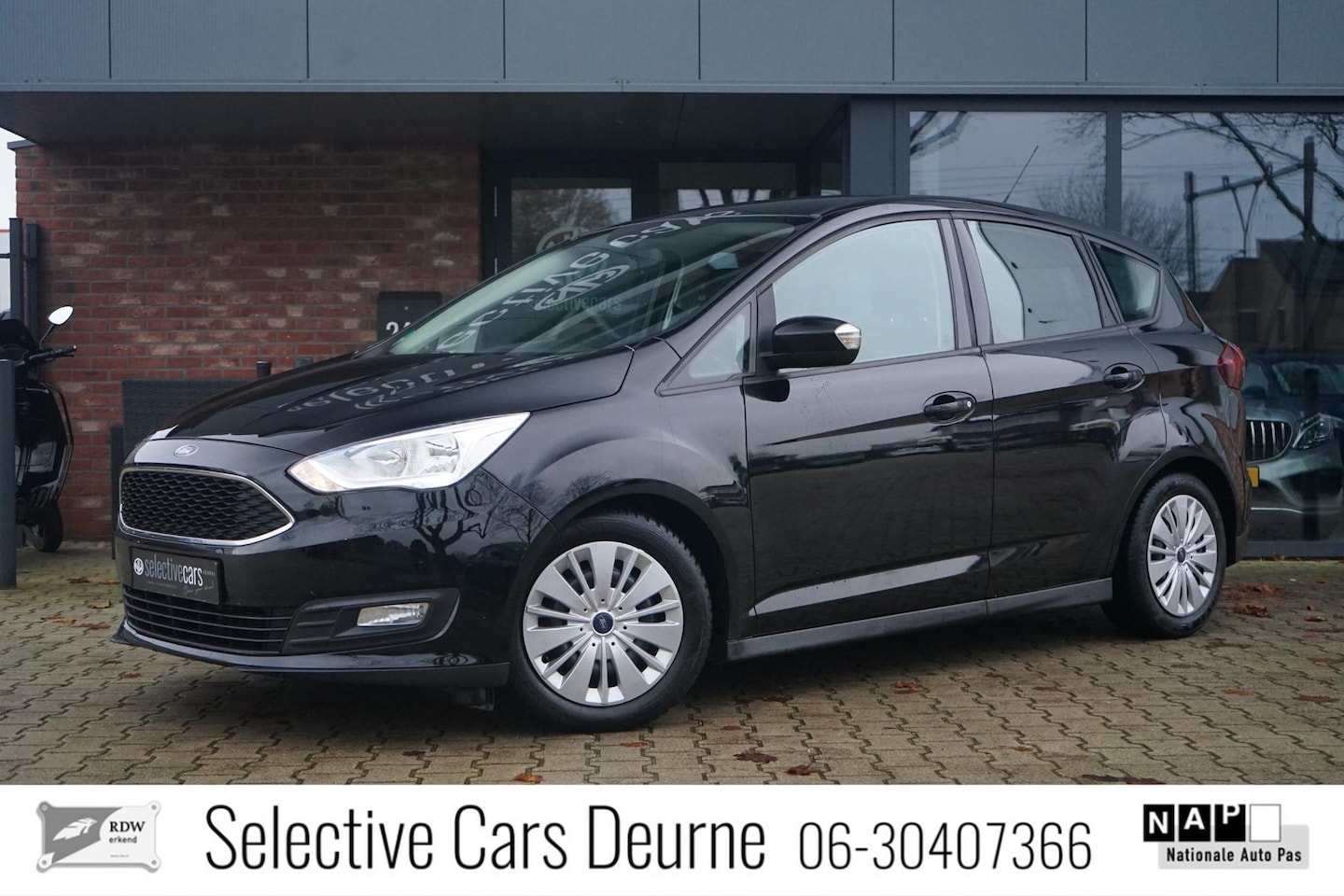 Ford C-Max - 1,0 EcoBoost 74kW Trend , Nieuwe Distributie, Cruise control, Garantie, 1e eigenaar! - AutoWereld.nl