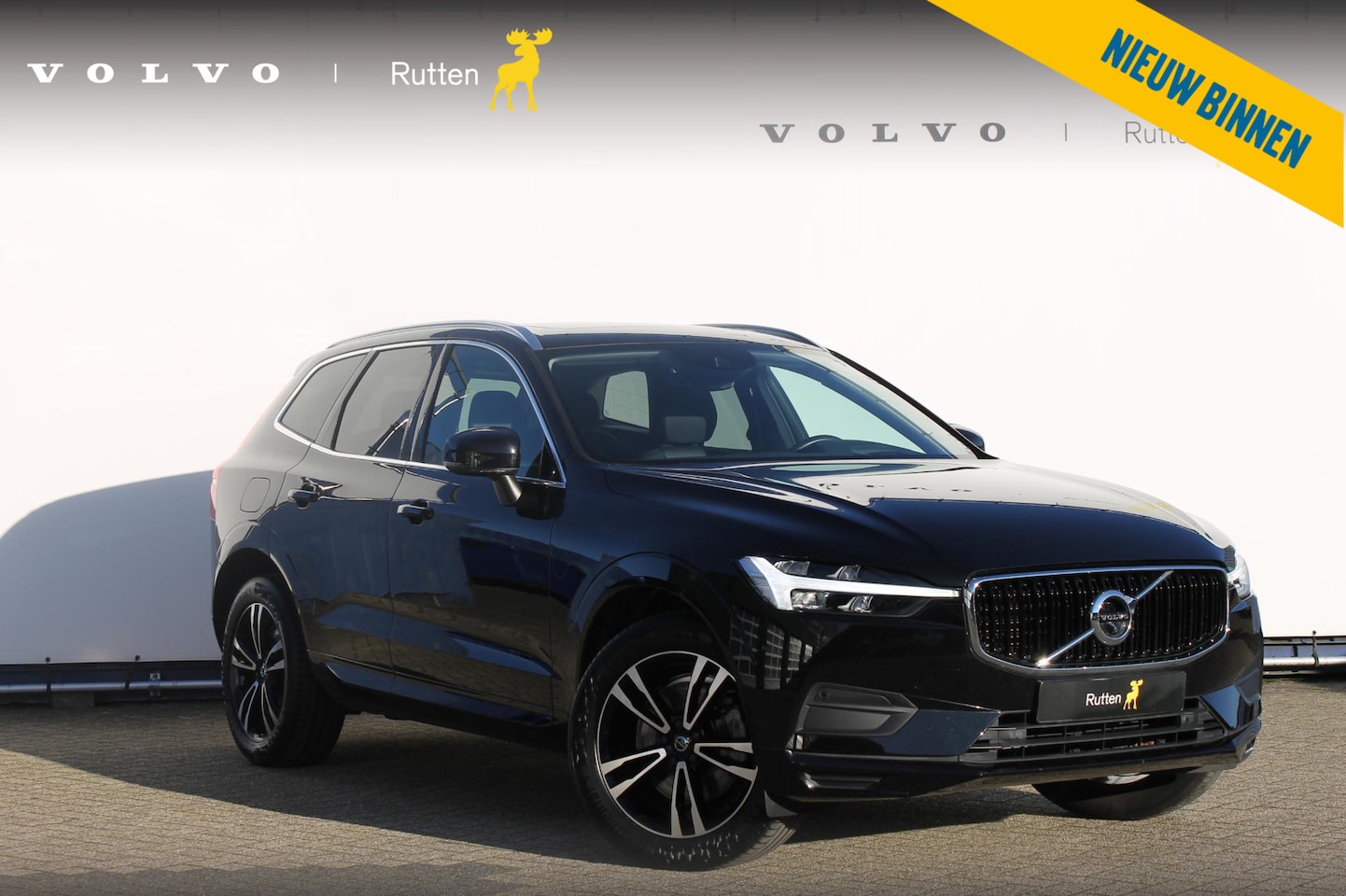 Volvo XC60 - B5 250PK Automaat Momentum Exclusive Harman Kardon audio / Panormaisch schuif-kanteldak / - AutoWereld.nl