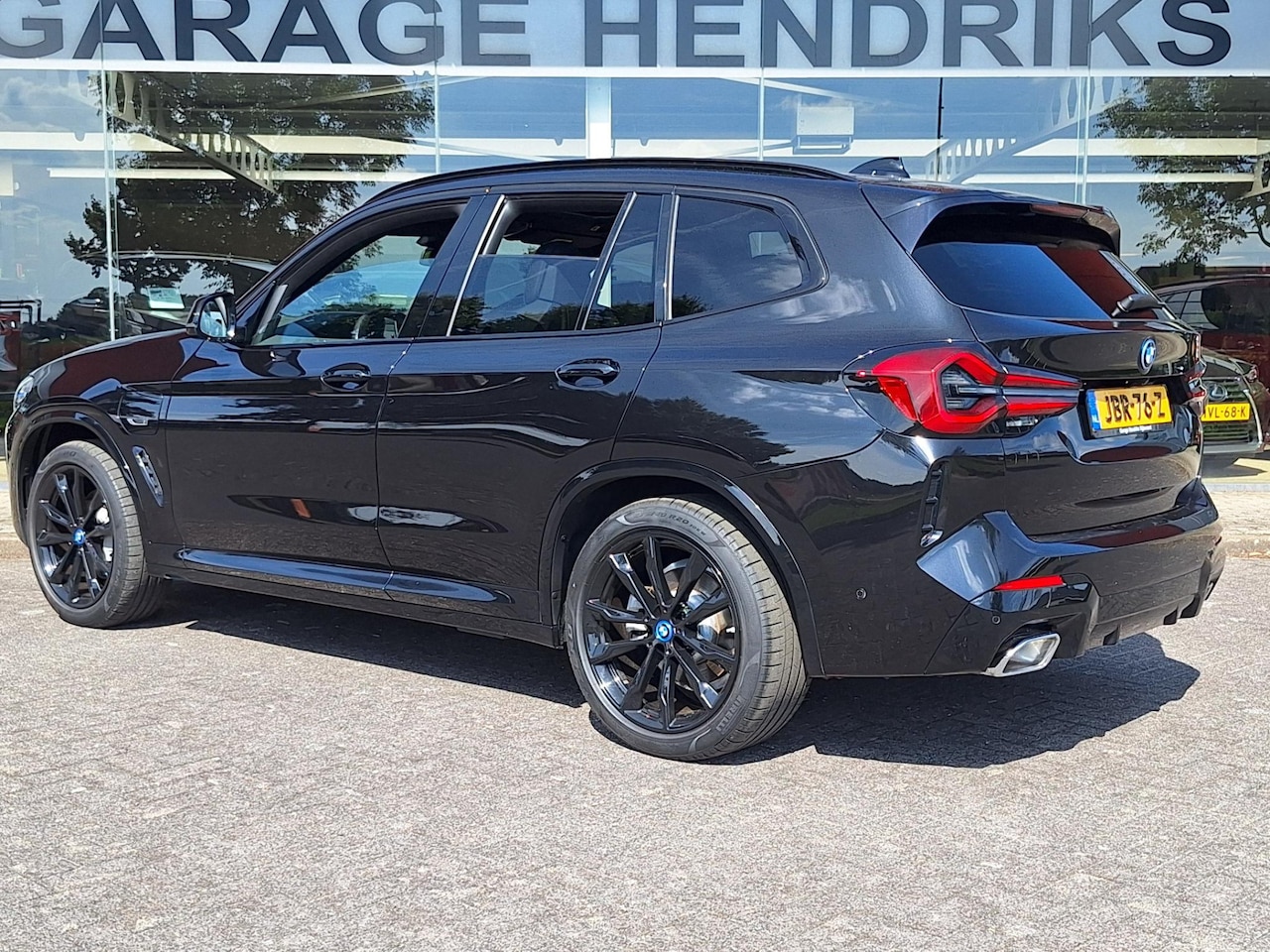BMW X3 - xDrive30e M Sport | MY 22 MODEL | M Competition Stoelen | M Aerodynamica pack | Trekhaak | - AutoWereld.nl