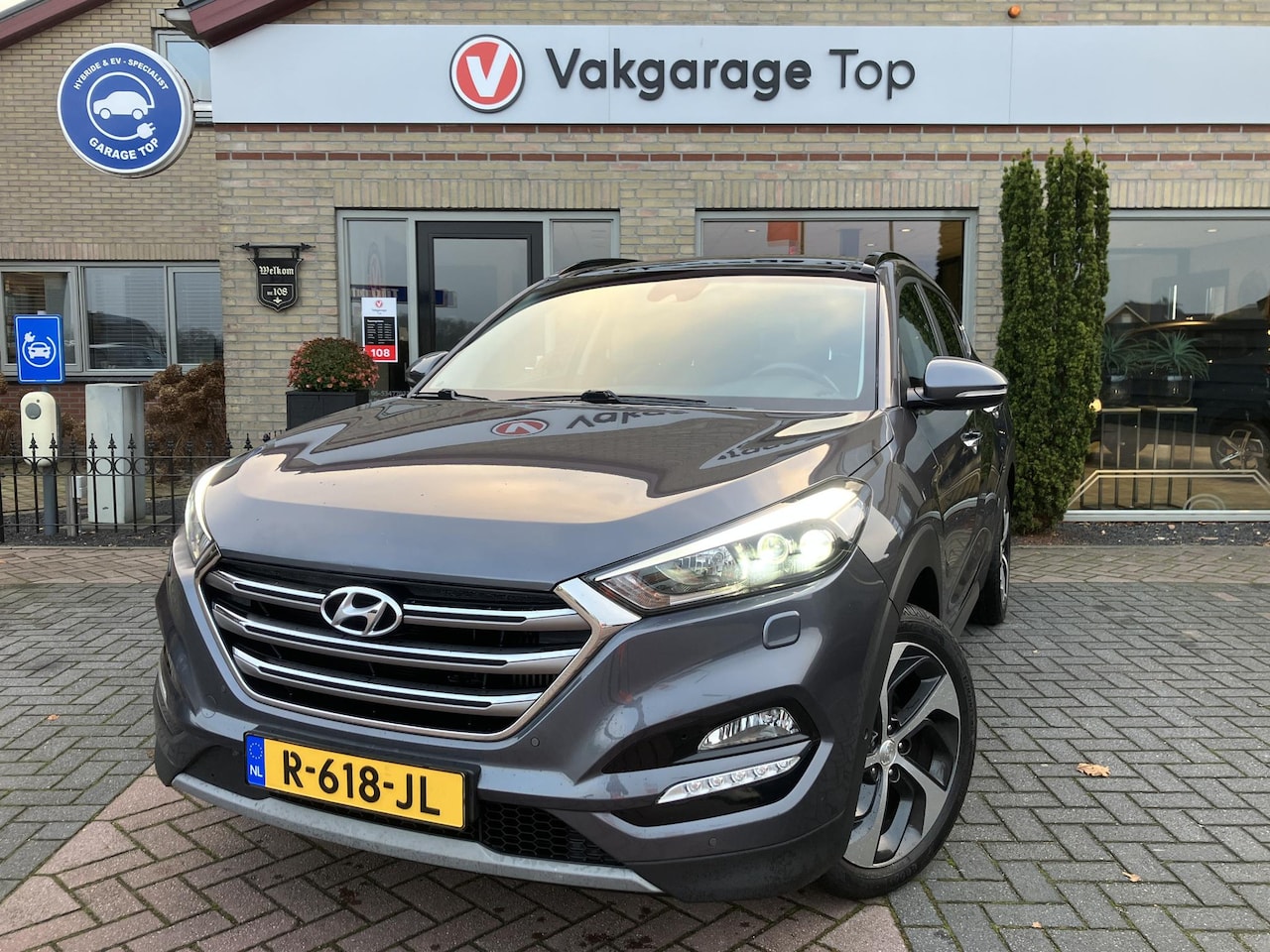 Hyundai Tucson - 1.6 T-GDi 4WD | Bomvol opties | Pano | Trekhaak - AutoWereld.nl