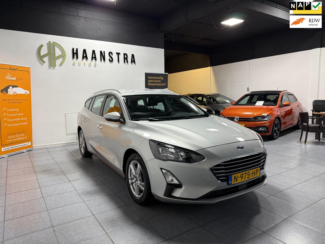 Ford Focus Wagon - 1.0 EcoBoost Hybrid Trend Edition Business Navi-Camera NL Auto! - AutoWereld.nl