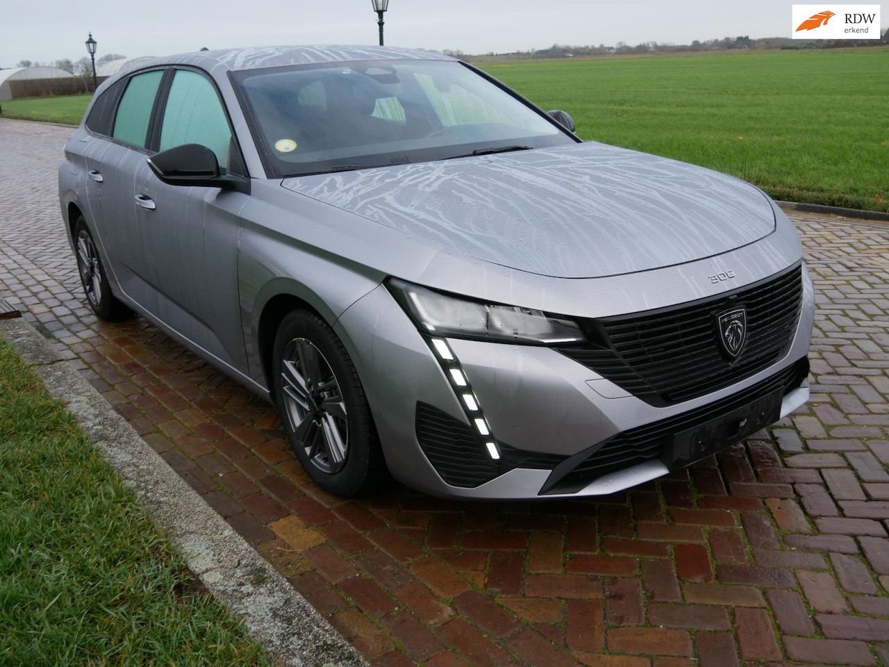 Peugeot 308 SW - 1.5 BlueHDi Active Pack EAT8 AC NAVI ALU ** 10999 NETTO ** - AutoWereld.nl