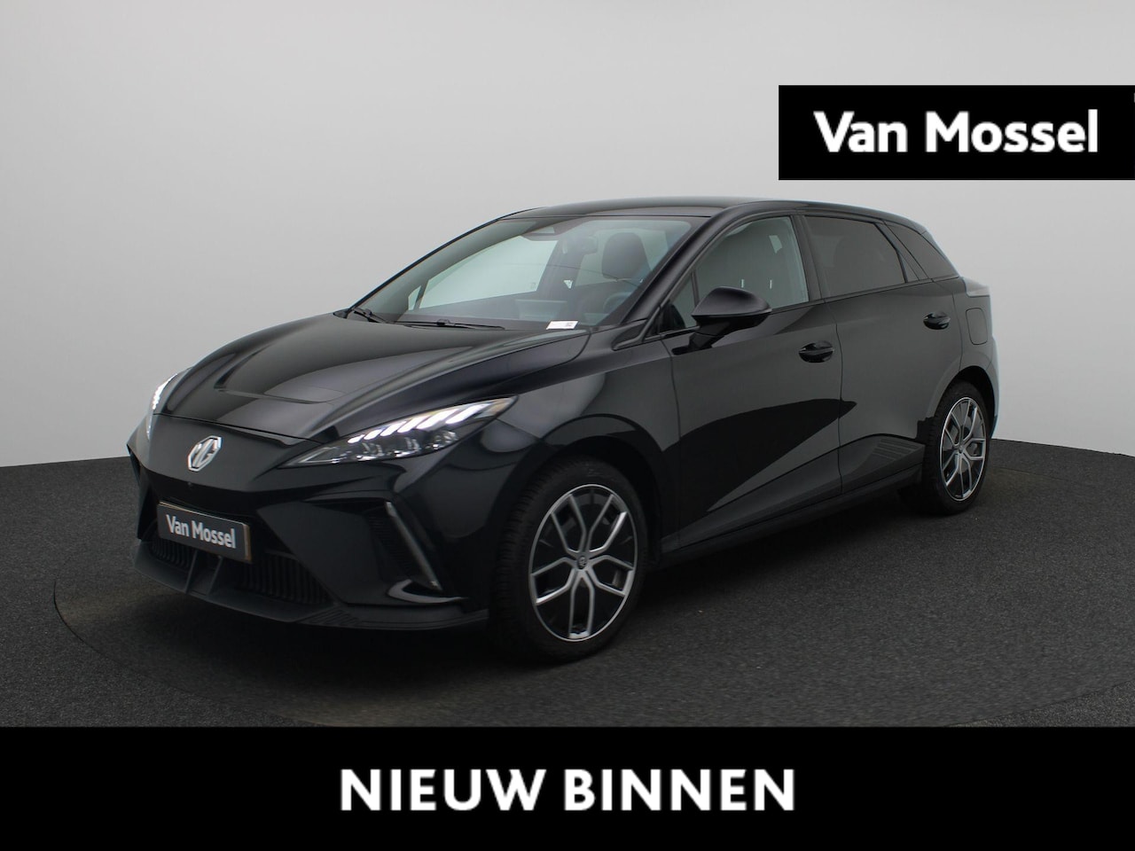 MG MG4 - 64 kWh Luxury - AutoWereld.nl