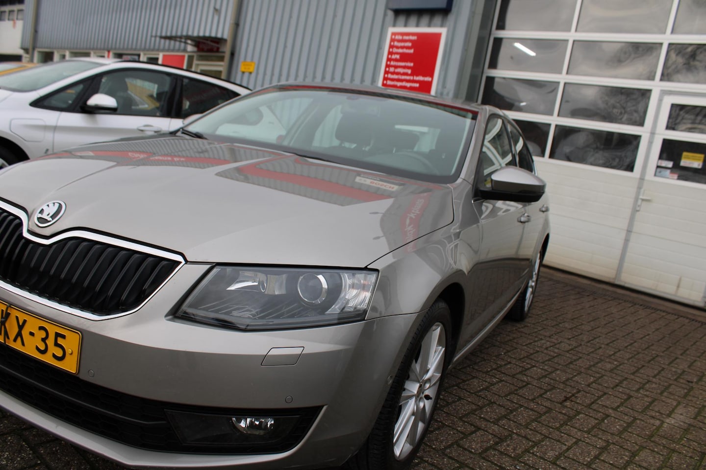 Skoda Octavia - 1.2 TSI Greentech Elegance Businessline 1.2 TSI Greentech Elegance Businessline - AutoWereld.nl