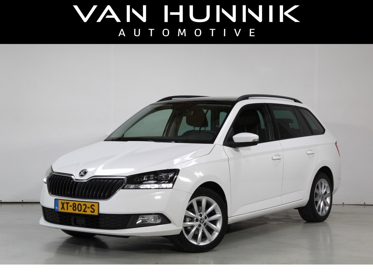 Skoda Fabia Combi - 1.0 Business Edition | Carplay | DAB | Clima | Glasdak | Trekhaak - AutoWereld.nl