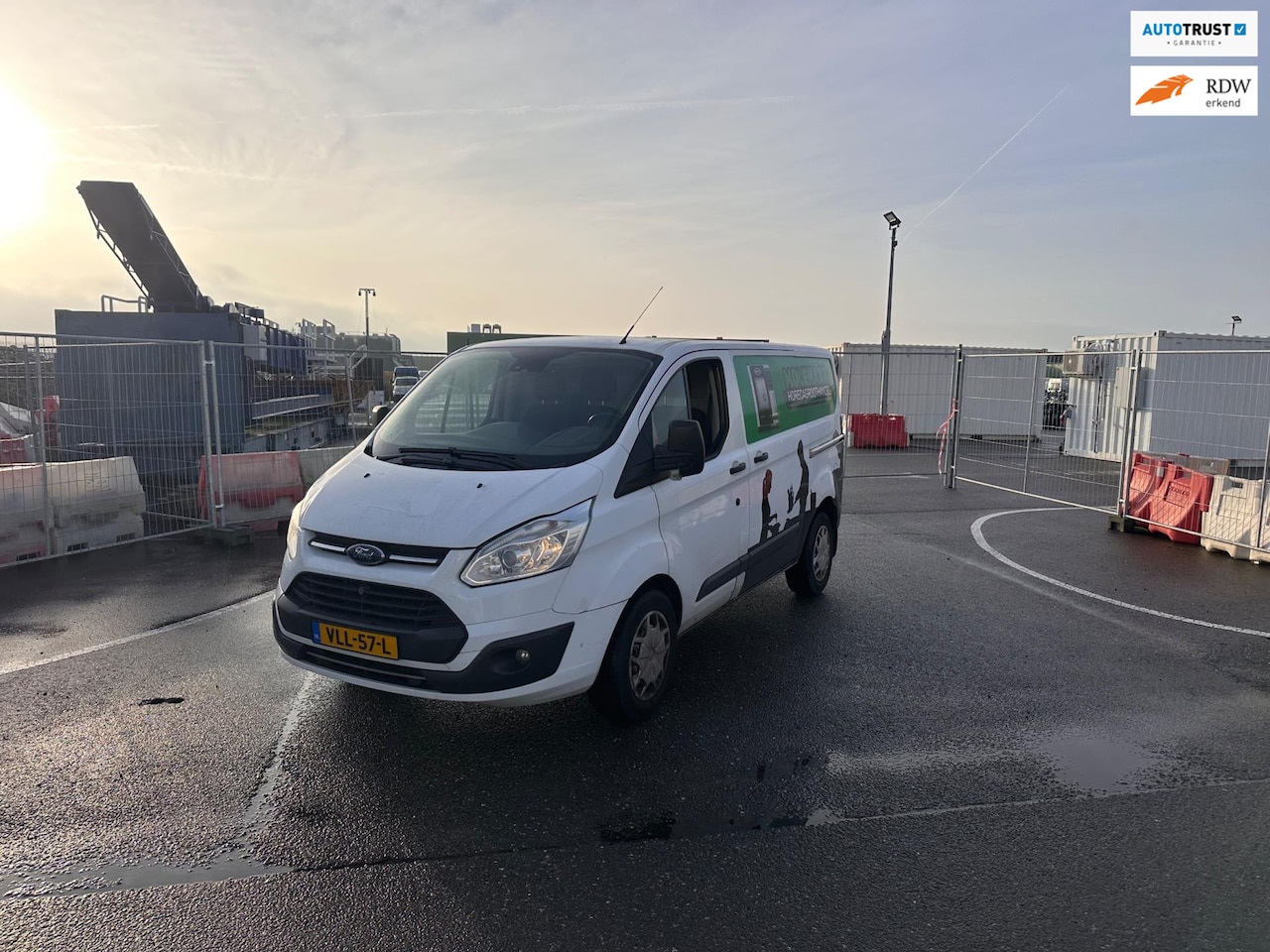 Ford Transit Custom - 340 2.0 TDCI L1H1 Ambiente Airco.Navi.Camera - AutoWereld.nl