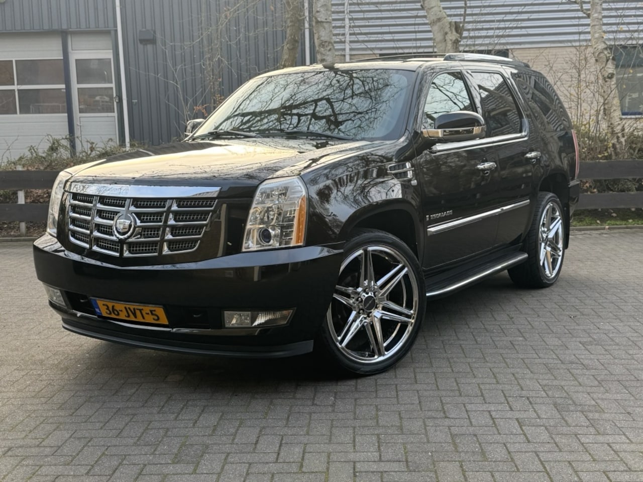 Cadillac Escalade - Sport Luxury 6.2 V8 7 Persoons Chevrolet GMC - AutoWereld.nl