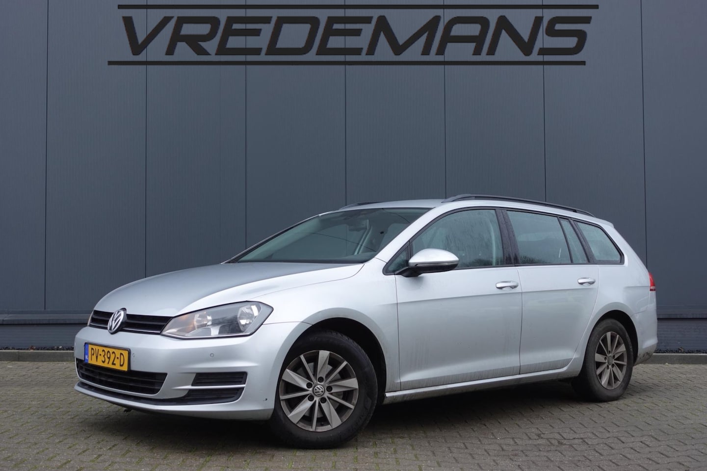 Volkswagen Golf Variant - 1.6 TDI Highline 1.6 TDI Highline - AutoWereld.nl