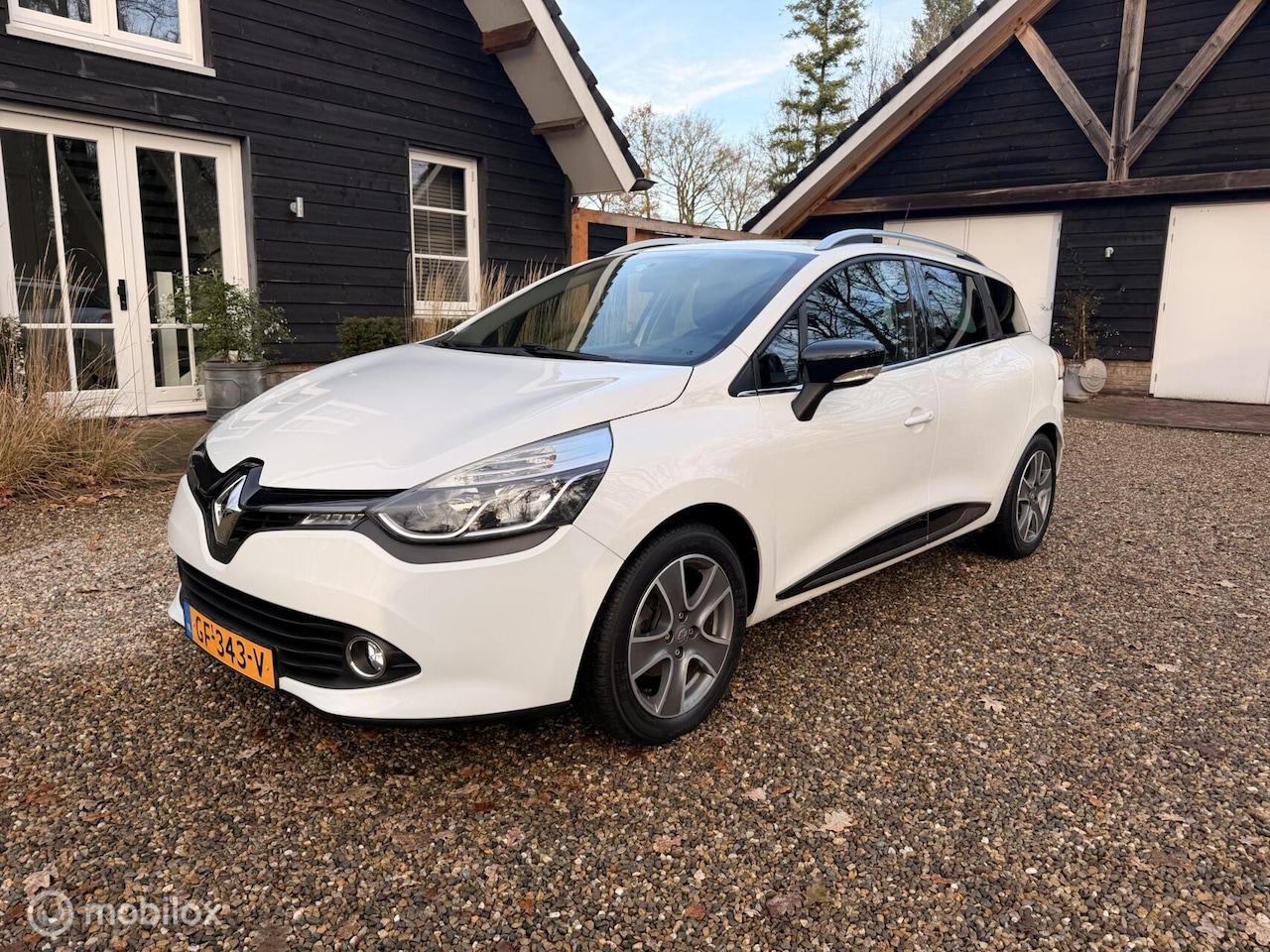 Renault Clio Estate - 0.9 TCe Night&Day - AutoWereld.nl