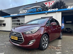 Hyundai ix20 - 1.6i Premium /Nieuwe apk bij aflevering/Camera/Navigatie/Lm velgen/All season banden/Panor