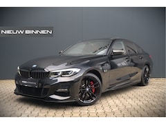 BMW 3-serie - 330e xDrive Business Edition Plus M Sport | M Performance | Panoramadak | 360° Camera | Ca
