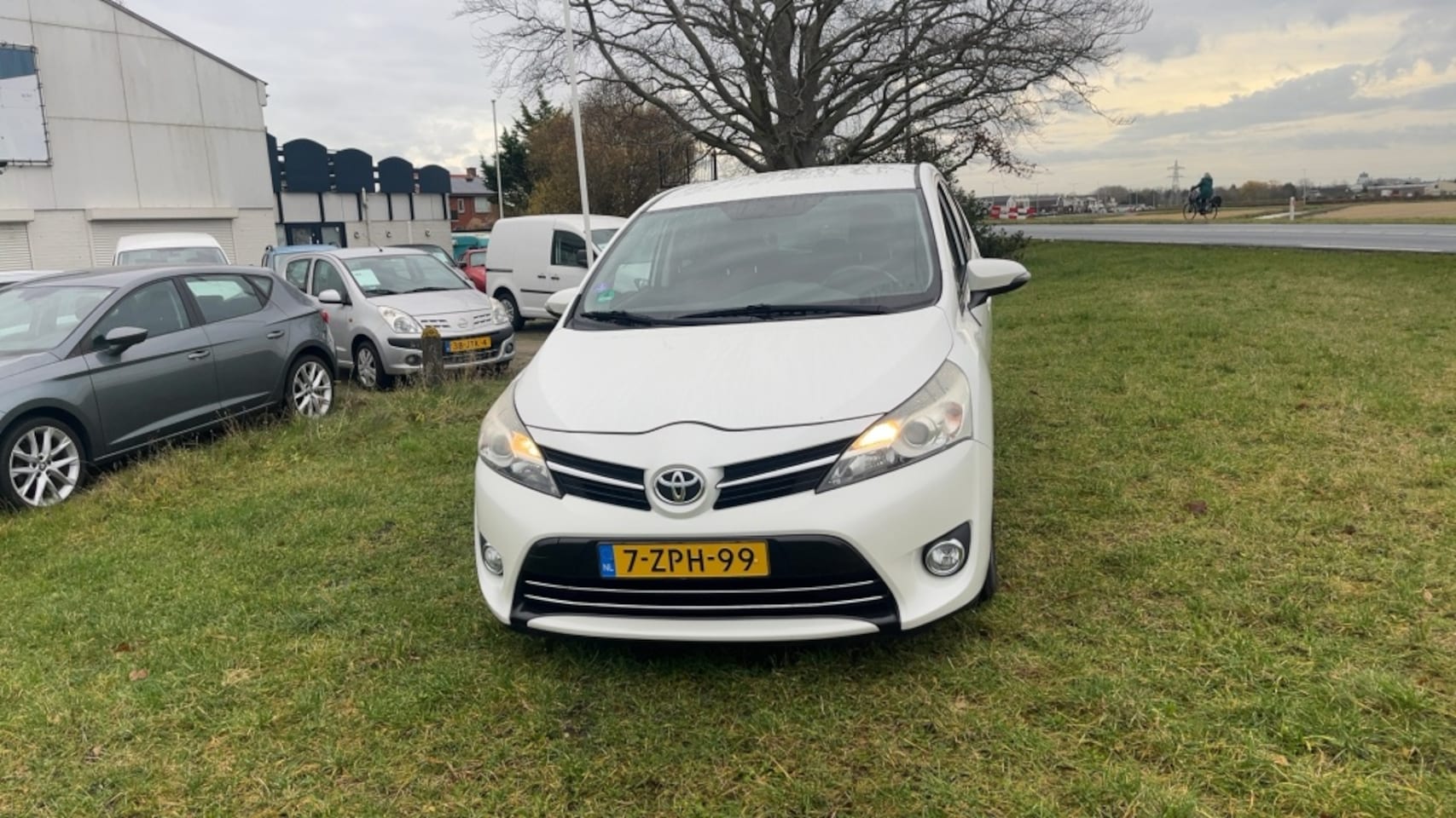 Toyota Verso - 1.8 VVT-i Aspiration 1.8 VVT-i Aspiration - AutoWereld.nl