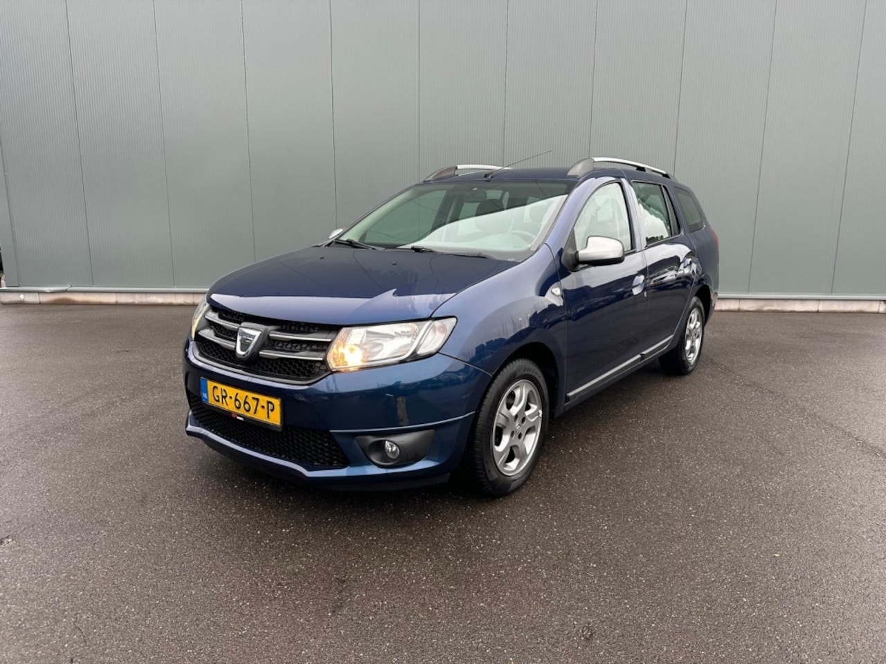 Dacia Logan MCV - 0.9 TCe 10th Anniv. EXPORT EX BPM ! - AutoWereld.nl