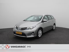Toyota Auris Touring Sports - 1.8 Hybrid dealer onderhouden
