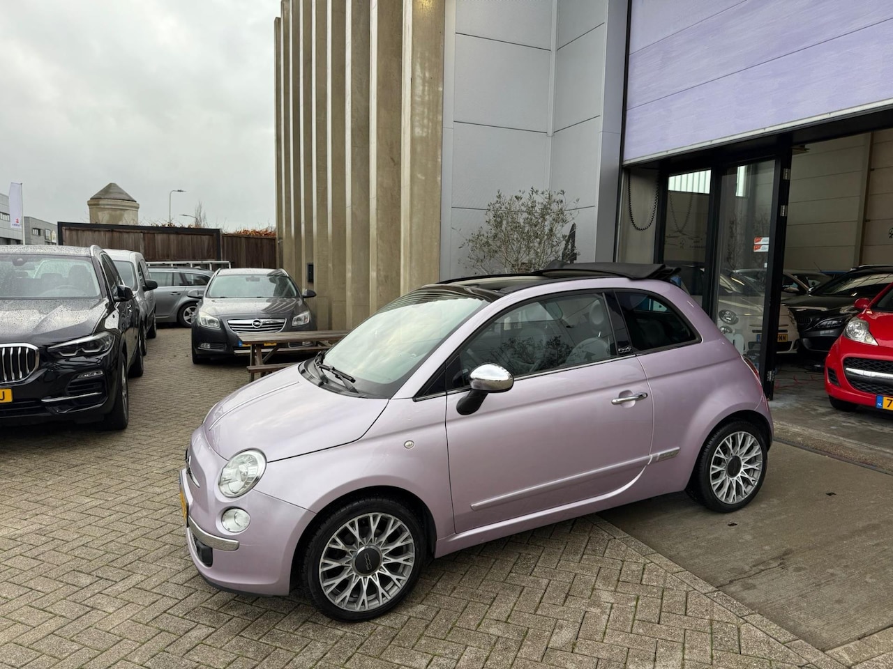 Fiat 500 C - 0.9 TwinAir Lounge ROZE! CABRIO! INRUIL MOGELIJK! - AutoWereld.nl