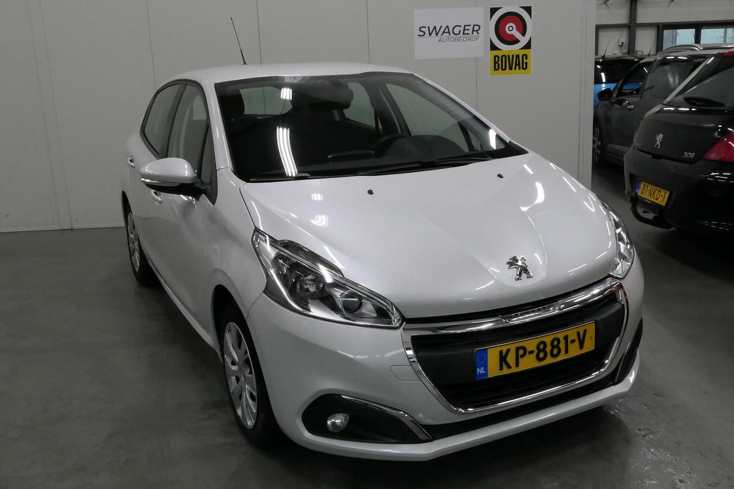 Peugeot 208 - 1.2 Puretech 82pk 5D Blue Lion - AutoWereld.nl