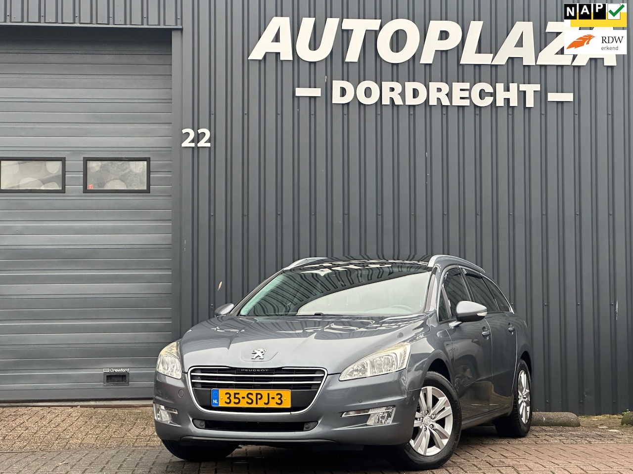 Peugeot 508 SW - 1.6 THP Blue Lease Executive Panoramadak - AutoWereld.nl