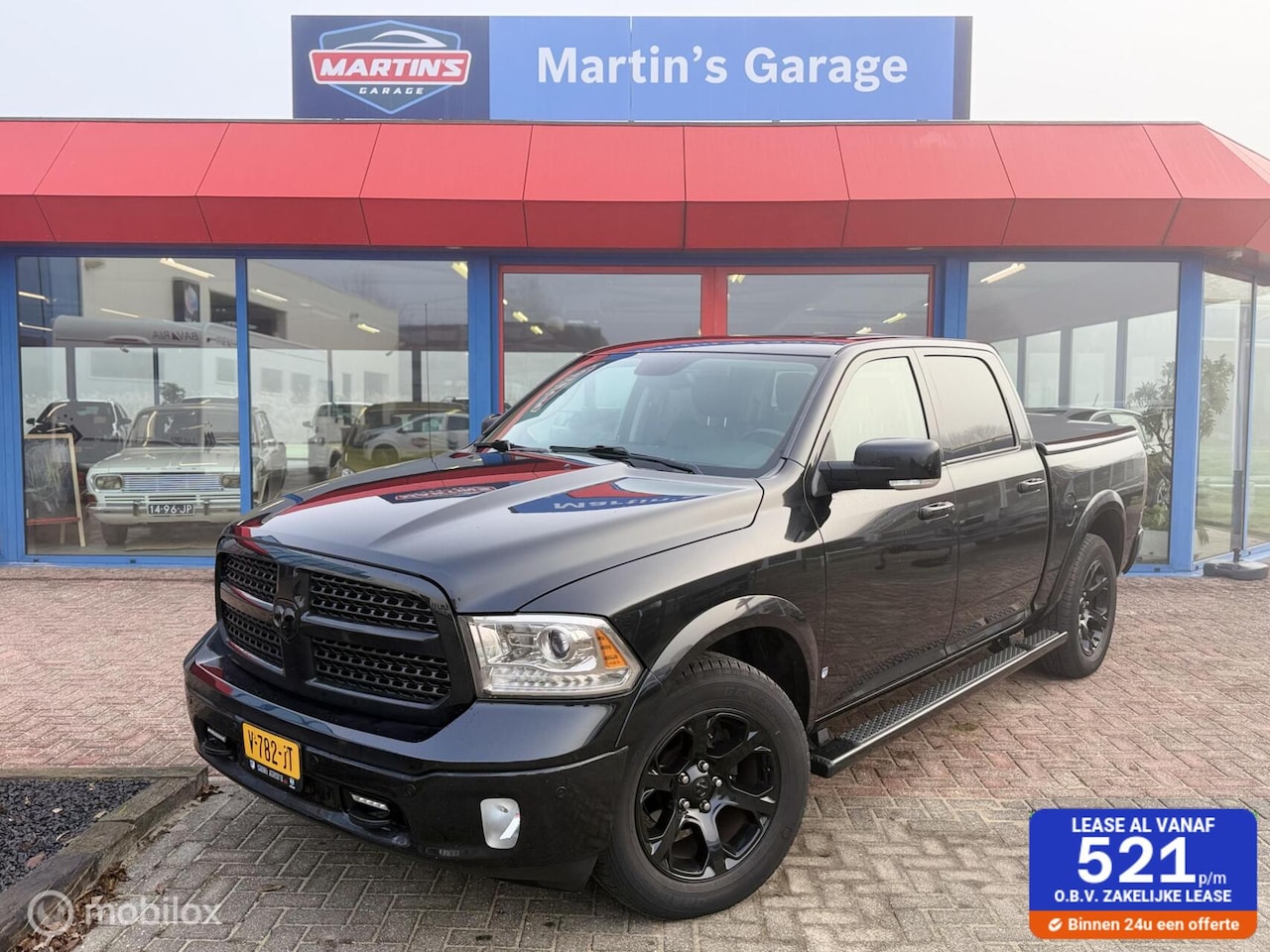 Dodge Ram 1500 - 5.7 V8 Crew Cab 5'7 LARAMIE BLACK EDITION! - AutoWereld.nl