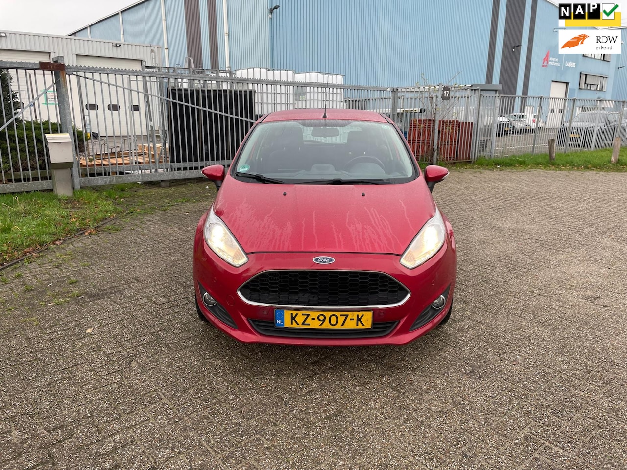 Ford Fiesta - 1.5 TDCi Style Ultimate Lease Edition 1.5 TDCi Style Ultimate Lease Edition - AutoWereld.nl