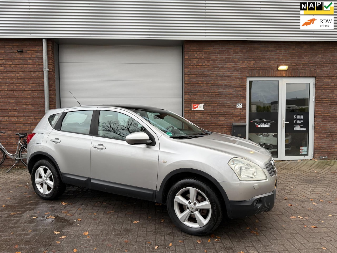 Nissan Qashqai - 2.0 Tekna Premium 4WD|AUTOMAAT|PANO|NIEUWE APK|NAVI - AutoWereld.nl