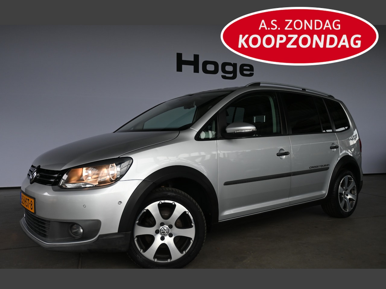 Volkswagen Touran Cross - 1.4 TSI Climate control Trekhaak Cruise control PDC Inruil Mogelijk! - AutoWereld.nl