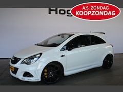 Opel Corsa - 1.6-16V Turbo OPC Nürnburgring Edition Recaro Schaalstoelen 211PK Navigatie Rijklaarprijs