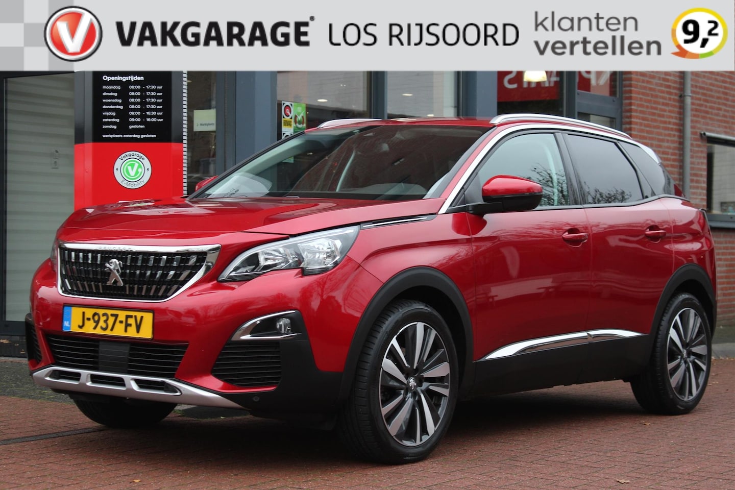 Peugeot 3008 - 1.2 PureTech *Blue Lease* | Trekhaak | Carplay | Camera | Cruise & Climate Control | PDC | - AutoWereld.nl