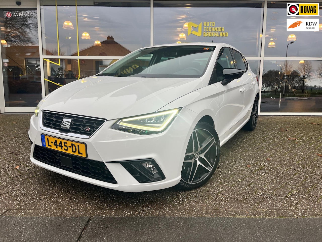 SEAT Ibiza - 1.5 TSI EVO FR Business Intense 1.5 TSI EVO FR Business Intense - AutoWereld.nl