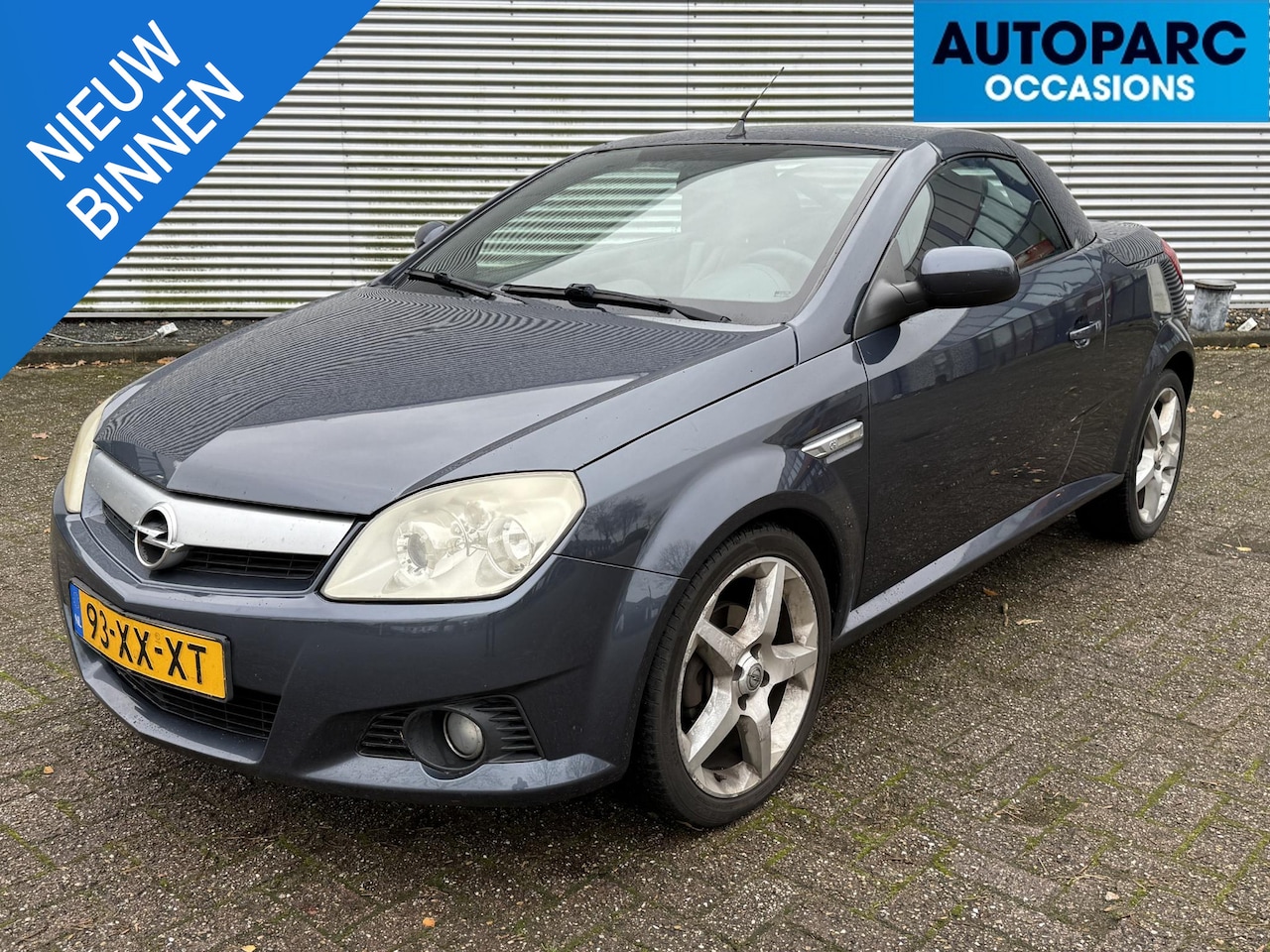 Opel Tigra TwinTop - 1.8-16V Temptation 1.8-16V Temptation , AIRCO, LEDER, GOED ONDERHOUDEN, RIJDT EN SCHAKELT PRIMA, ELECTRISCH D - AutoWereld.nl