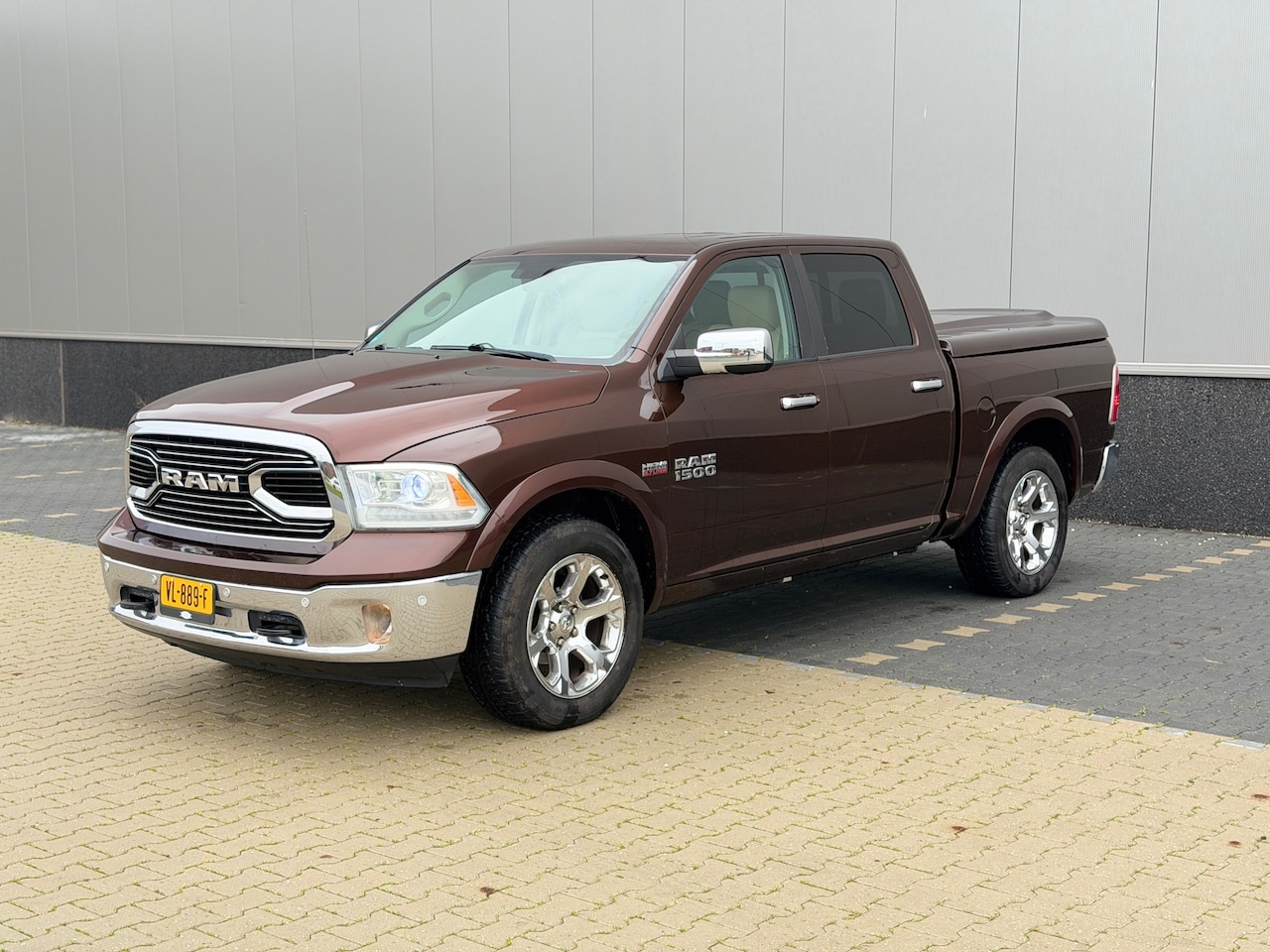 Dodge Ram 1500 - 5.7 V8 Quad Cab 6'4 Full Optie 401PK G3 - AutoWereld.nl