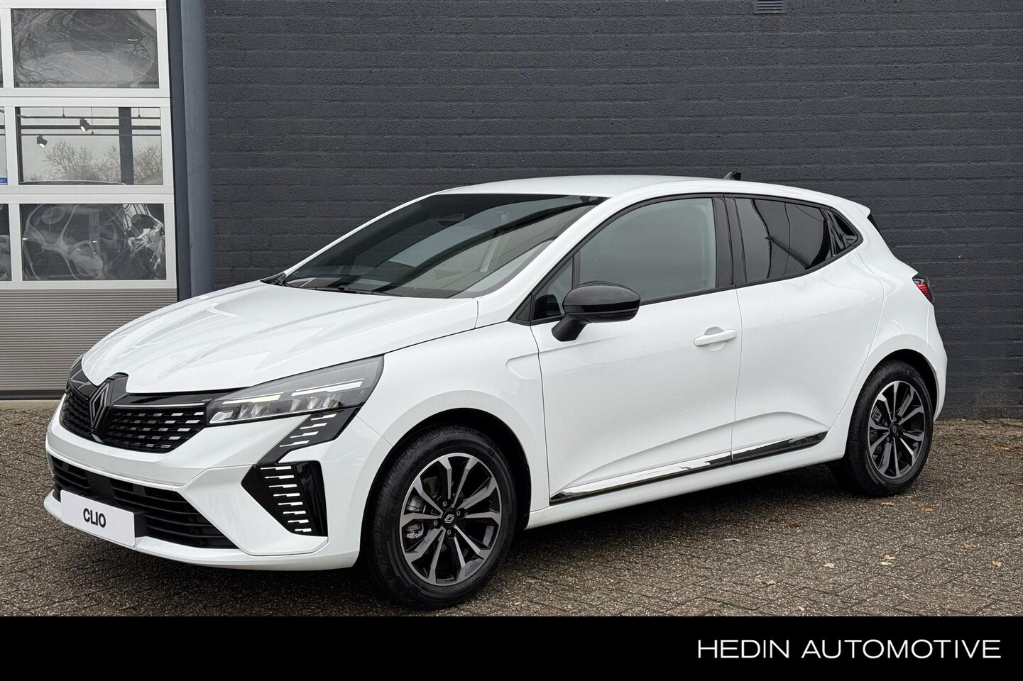 Renault Clio - 90 techno Nieuwe Auto !! Direct Leverbaar| MC5863| Incl. 5 jaar garantie - AutoWereld.nl