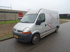 Renault Master - T35 2.5 dCi L2H2