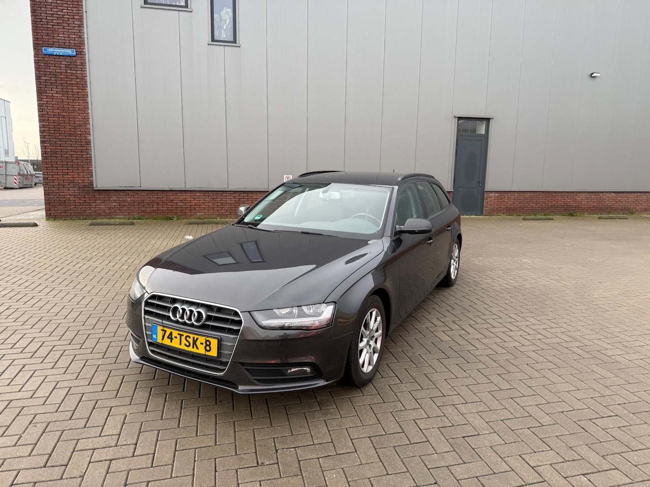 Audi A4 Avant - 2.0 TDIe Pro Line Clima Navigatie Nette Auto Grijs 2012 - AutoWereld.nl