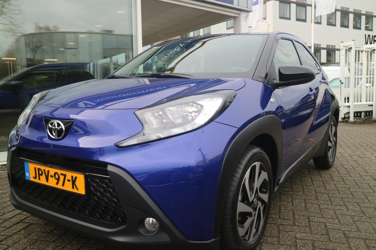 Toyota Aygo X - 1.0 VVT-i S-CVT first automaat / camera / car play - AutoWereld.nl