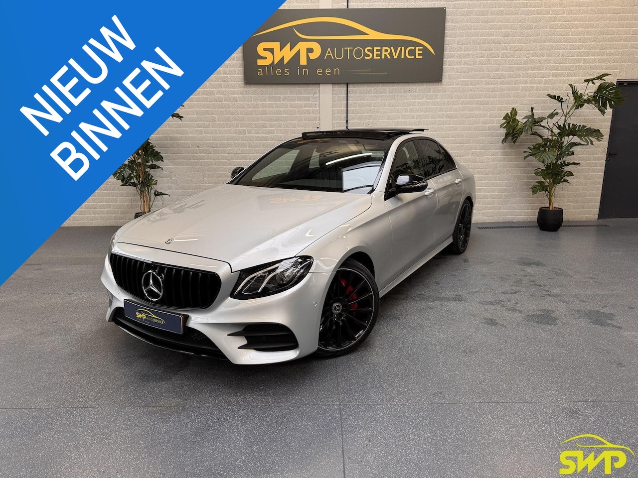 Mercedes-Benz E-klasse - 200 Business Solution AMG | NAP | Pano | BTW | Widescreen | Trekhaak - AutoWereld.nl