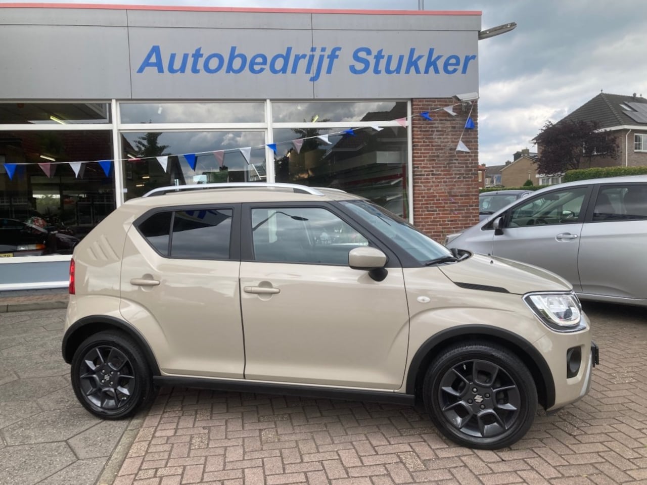 Suzuki Ignis - 1.2 CVT  Autonaat  Hybrid  41.026 km  11-2022 - AutoWereld.nl