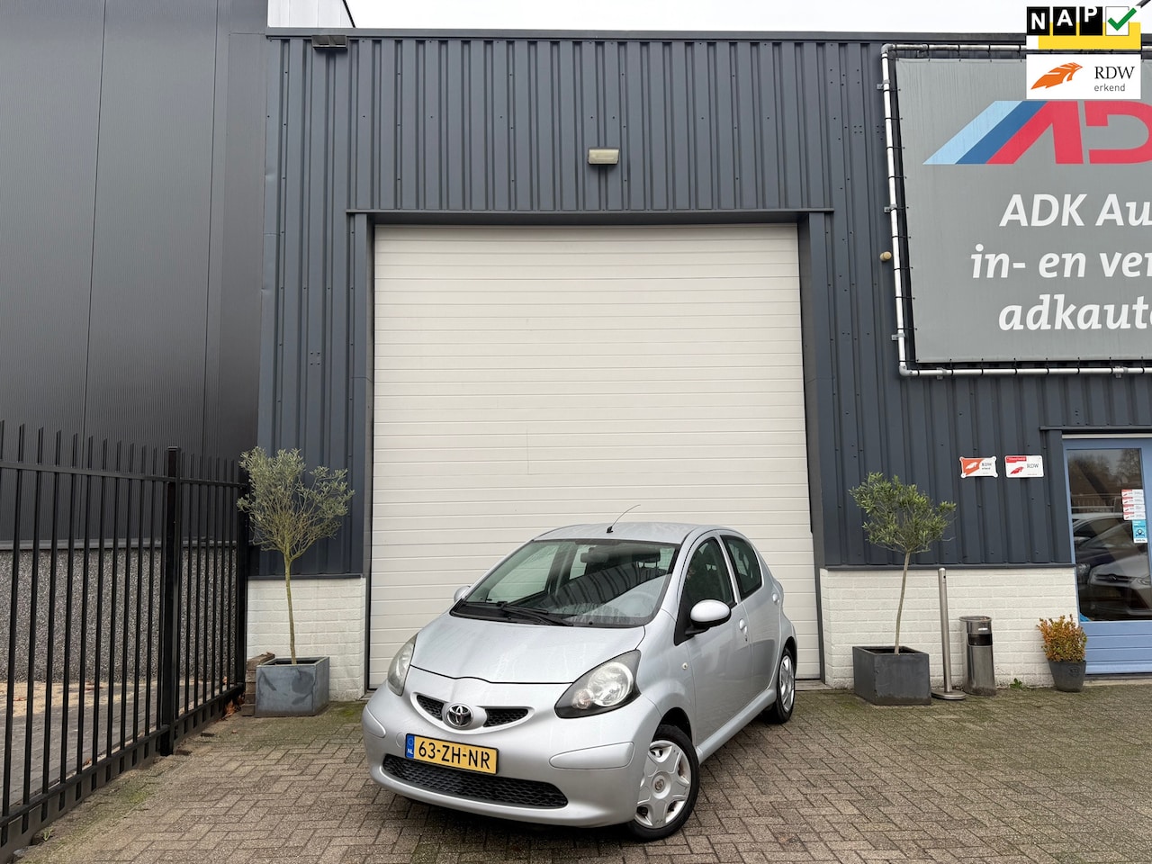 Toyota Aygo - 1.0-12V + NIEUWE APK/5 DEURS/ELEK PAKKET - AutoWereld.nl