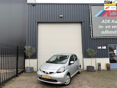 Toyota Aygo - 1.0-12V + NIEUWE APK/5 DEURS/ELEK PAKKET