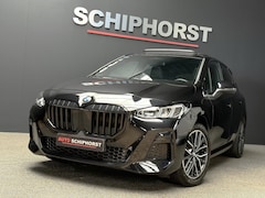BMW 2-serie Active Tourer - 218i M-sport Panorama elec trekhaak leer